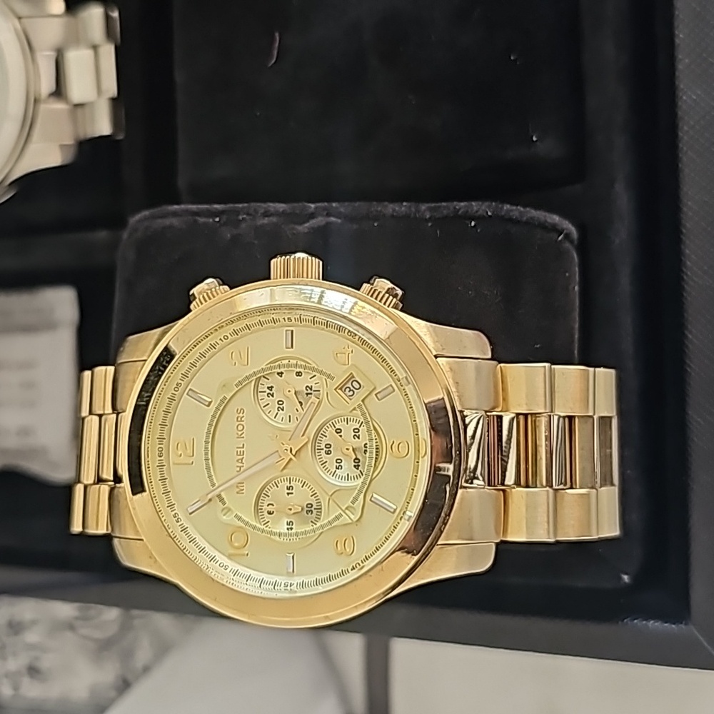 Michael kors watch